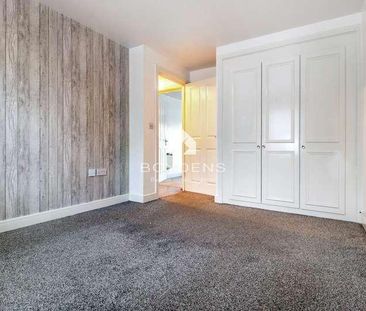 Oxton Close, Rowhedge, Colchester, Essex, CO5 - Photo 2