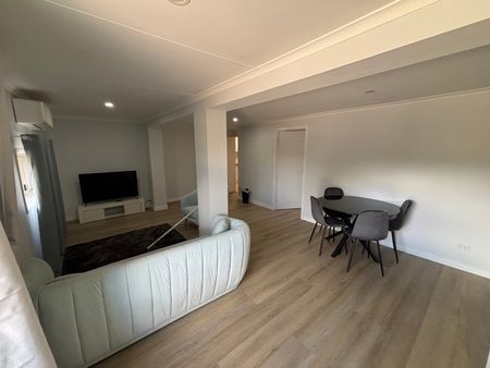 Loganholme - Photo 2