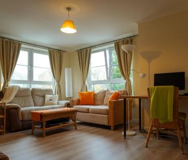 2 bedroom flat to rent - Photo 1