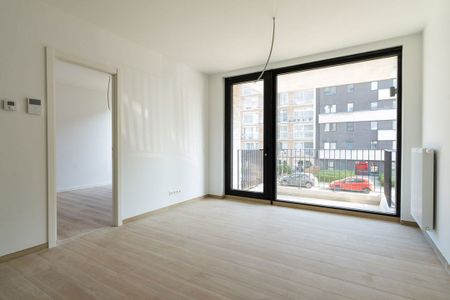 1 slpk appartement op het 4de verdiep met autostaanplaats, kelderberging en fietsenhaak - Photo 2