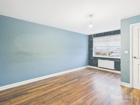 3 bedroom terraced house to rent - Photo 5