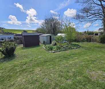 2 bedroom semi-detached house to rent - Photo 6