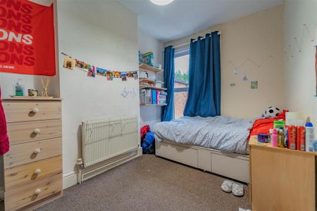 4 bedroom house to rent - Photo 4