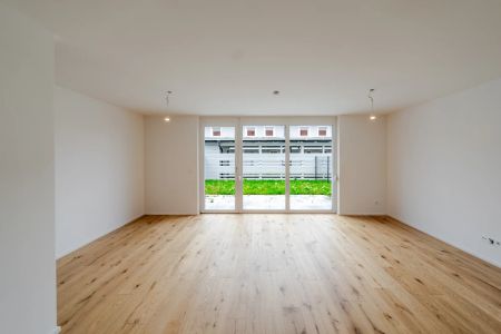 Outdoor-Living: Terrasse, Garten & viel Platz für die Familie - Photo 3