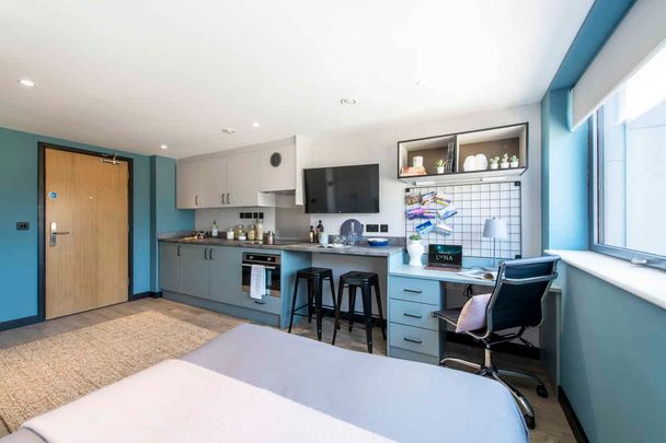 2 Bed Apartment - Photo 1