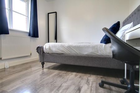 4 bedroom chalet to rent - Photo 4