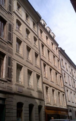 Magnifique appartement au cœur de la vieille-ville - Foto 2