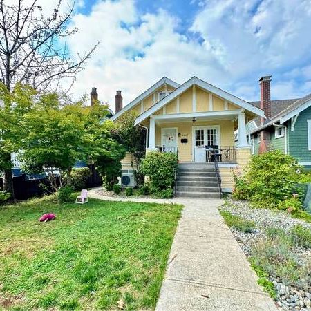 Newly Renovated Ground floor 3Bed1Bath House West Vancouver - Photo 4