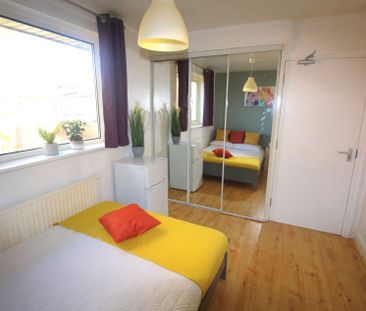 10 Staunton Court, Lincoln, Lincolnshire, LN1 1TN - Photo 2