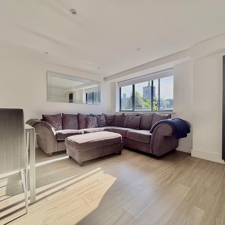 2 bedroom apartment to rent - Photo 1