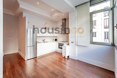 Flat for rent in Madrid (Distrito Salamanca) - Photo 2