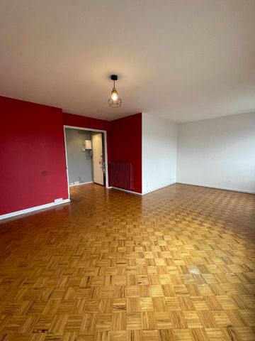 Location Appartement 3 pièces 70m² - Photo 2