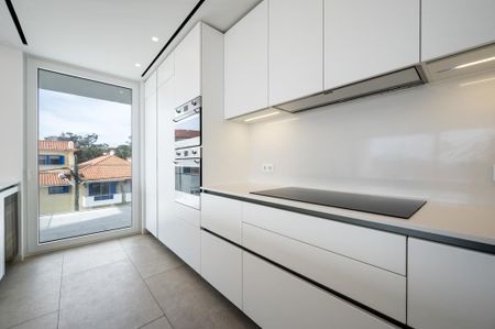 4 Bedroom Apartment with garden, Estoril, Cascais - Photo 4