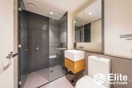 Fully Furnished 2 Bedroom, 2 Bathroom Apartment with 1 Secure Car Space - Photo 3