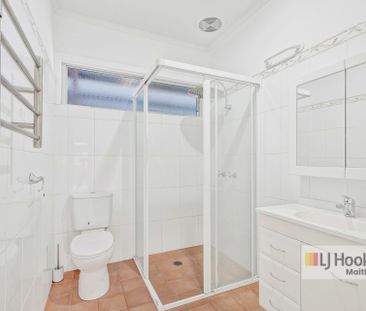 "Neat and Comfortable Home" - Photo 4