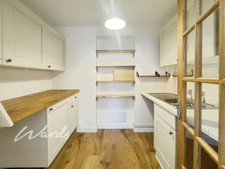 4 bedroom link detached house to rent - Photo 3