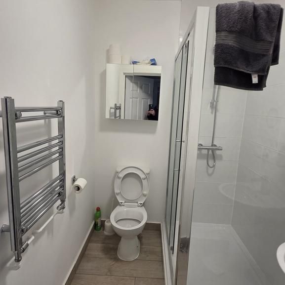 1 bedroom ground floor flat to rent - Photo 1