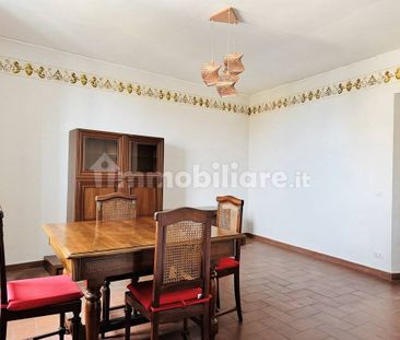 Bilocale via Cavour 2, Centro Storico, Albano Laziale - Photo 2