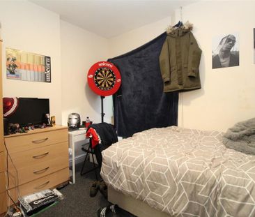 8 bedroom house to rent - Photo 4