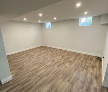 For Lease - 8 Old Cleeve Crescent, Brampton, Ontario - Photo 4