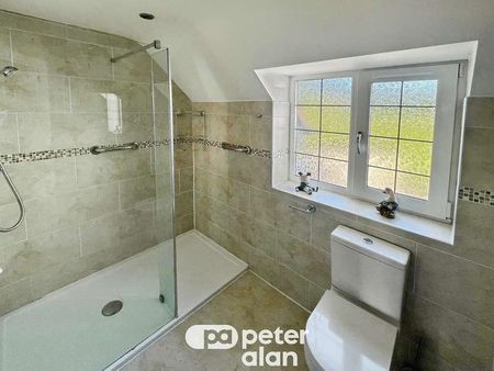 Bala Drive, Rogerstone, Newport, NP10 - Photo 2