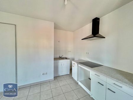 Location Appartement 2 pièces 47m² ST ETIENNE 42000 - Photo 2