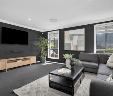 Modern family living in a peaceful Appin setting - Photo 1