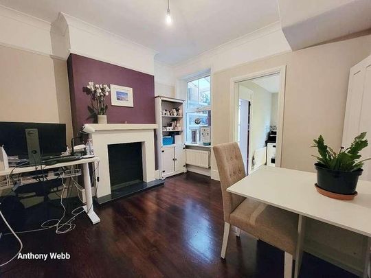 Barrowell Green, Winchmore Hill, N21 - Photo 1