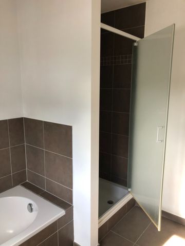EENGEZINSWONING + garage & tuin - Foto 2