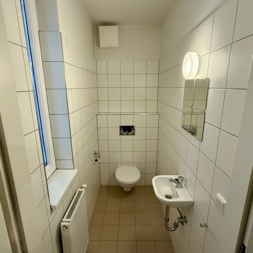 Ihr neues Zuhause in 1080 Wien: 3-Zimmer Wohnung inkl. Einbauküche und Balkon! - Foto 1