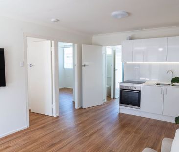 Beachside Bliss - 2 Bedroom Unit only 250m to the Sand! - Photo 2