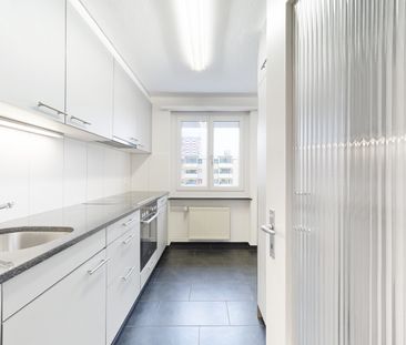 Modernisierte Wohnung mit grossem Balkon? - Foto 1