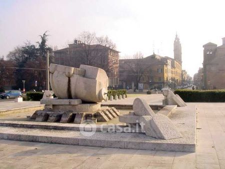 Quadrilocale in Affitto in Piazzale Santa Croce 9 a Parma - Foto 3