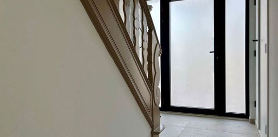 Huis te huur in Mol voor € 1.500 met 3 slaapkamers - foto 2