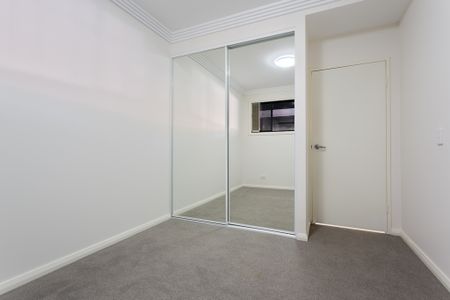 G04/7 - 11 Derowie Ave Homebush - Photo 2