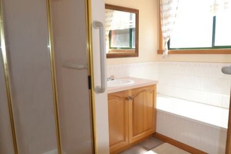Enjoy the easy lifestyle, living here - Photo 4
