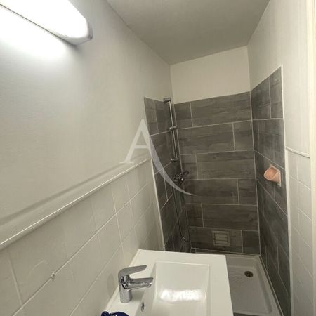 Location Appartement 1 pièce 11m² ANGERS 49000 - Photo 4