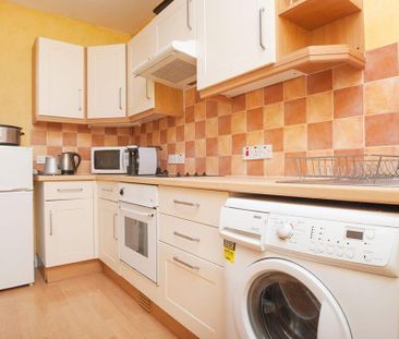 1 bedroom flat to rent - Photo 6