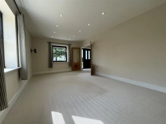 Combe St. Nicholas, Chard - Photo 1