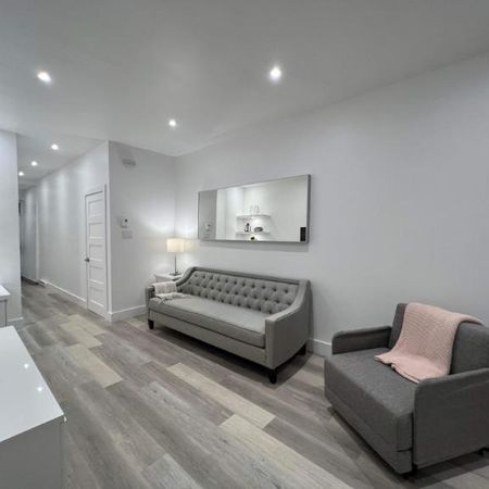3 CH - 1 SDB - Montréal - $3,090 /mo - Photo 4