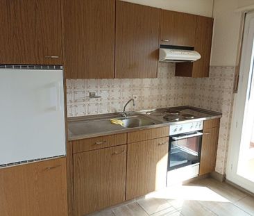 Appartement de 2.5 pièces situé au 9ème étage proches de toutes com... - Photo 3