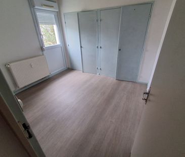 Location - Appartement T3 - 51 m² - Grand-Charmont - Photo 3