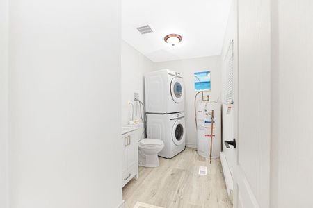 For Lease - 8 58th Street, Wasaga Beach, Ontario - Photo 2