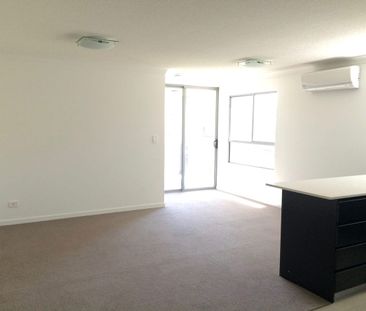 Spacious, Stylish & Secure – Your Ideal Home Awaits in Labrador! - Photo 1