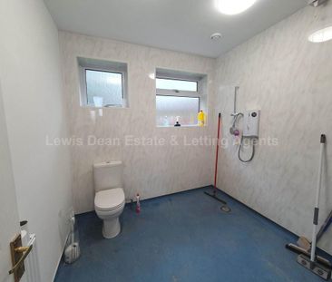 2 bedroom detached bungalow to rent - Photo 5