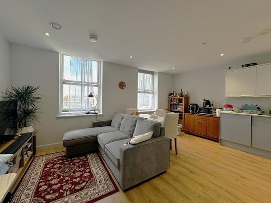 1 bedroom flat to rent - Photo 1