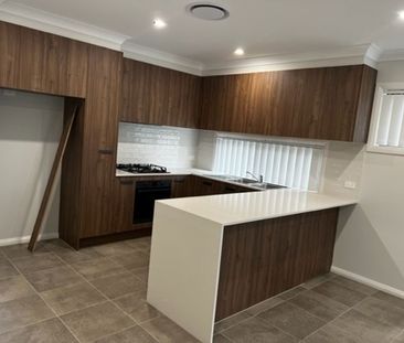 GREAT LOCATION! - Photo 5