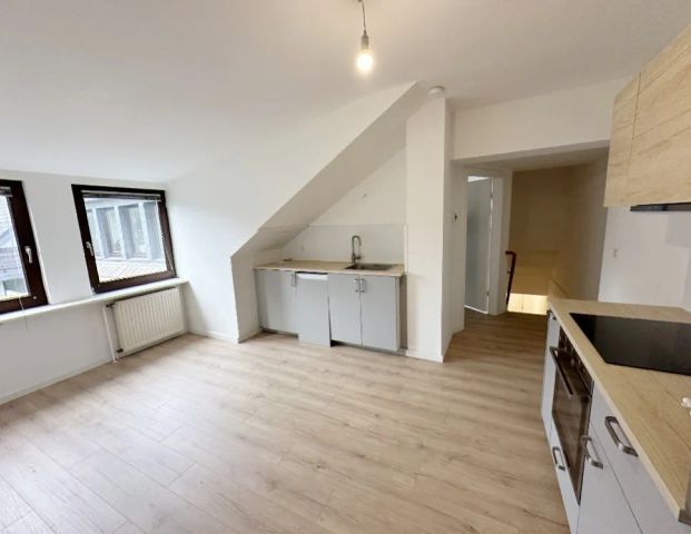 Düsseldorf-Stockum: 2-Zimmer-Einliegerwohnung mit Balkon! - Foto 1