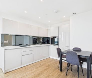 High Street, Staines-upon-Thames, Surrey,TW18 - Photo 6