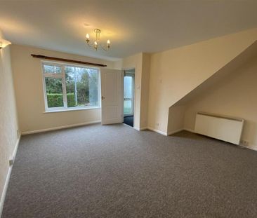 3 bedroom end of terrace house to rent - Photo 3